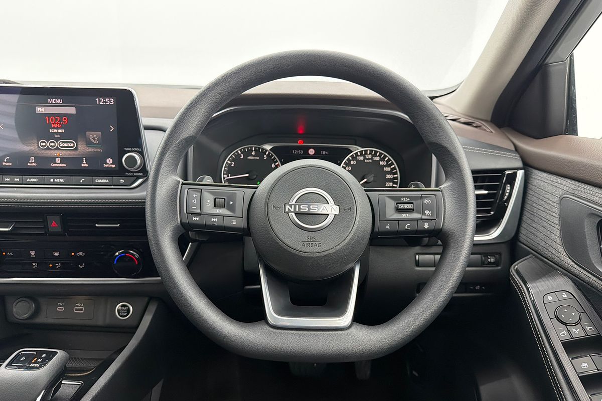 2023 Nissan X-TRAIL ST T33