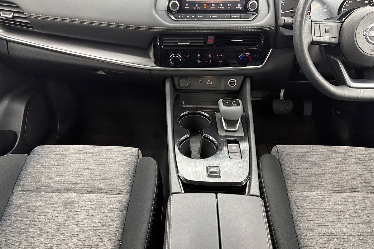 2023 Nissan X-TRAIL ST T33