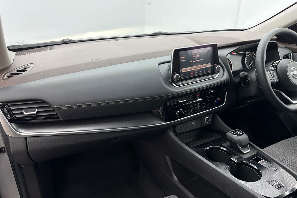 2023 Nissan X-TRAIL ST T33