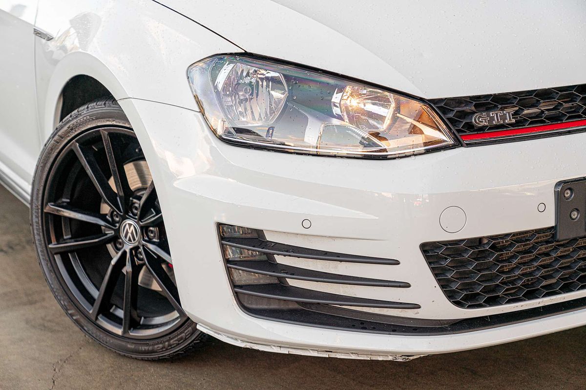 2015 Volkswagen Golf GTI 7