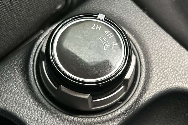 2024 Mitsubishi Triton GLX MR 4X4 thumb-13