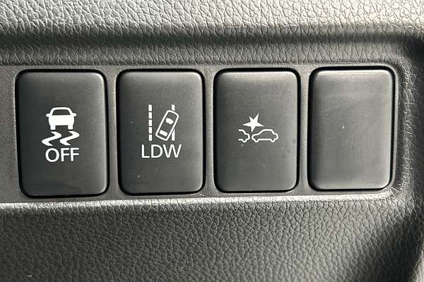 2024 Mitsubishi Triton GLX MR 4X4 thumb-16