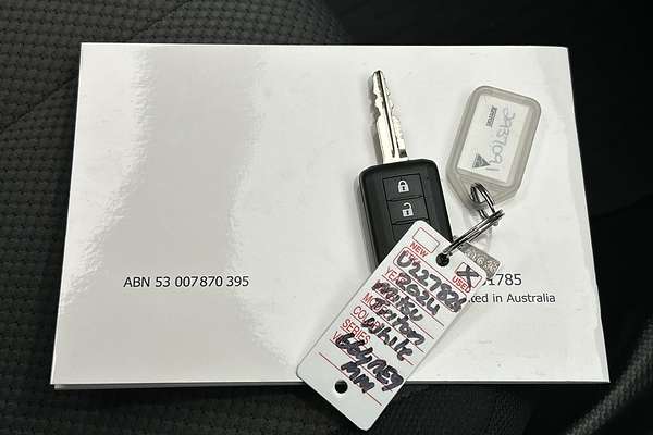2024 Mitsubishi Triton GLX MR 4X4 thumb-21