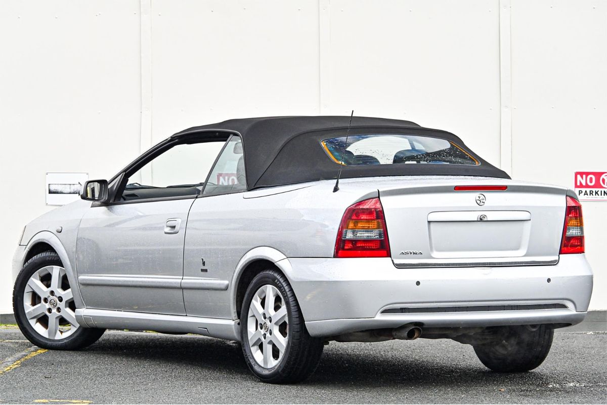 2002 Holden Astra TS