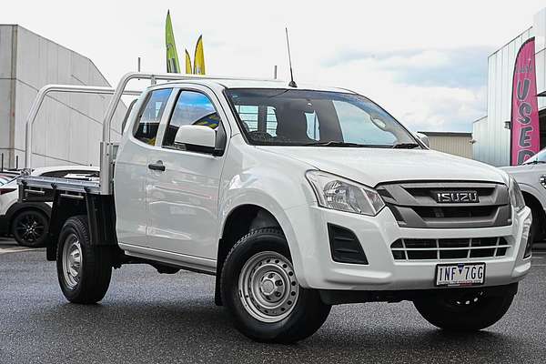 2018 Isuzu D-MAX SX High Ride Rear Wheel Drive