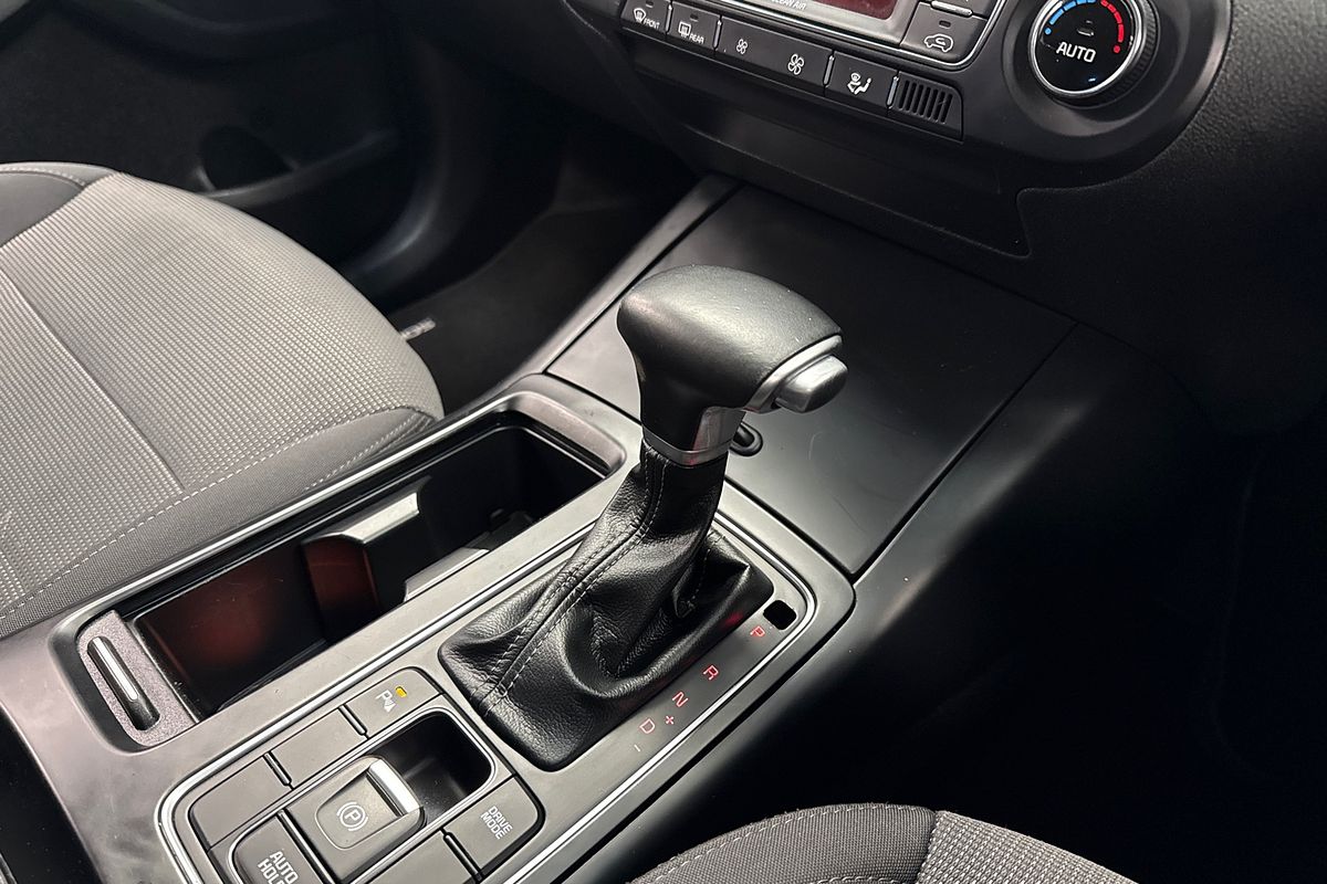 2019 Kia Sorento Si UM