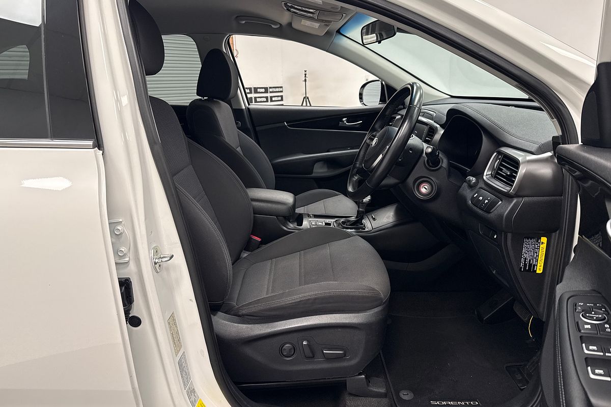 2019 Kia Sorento Si UM