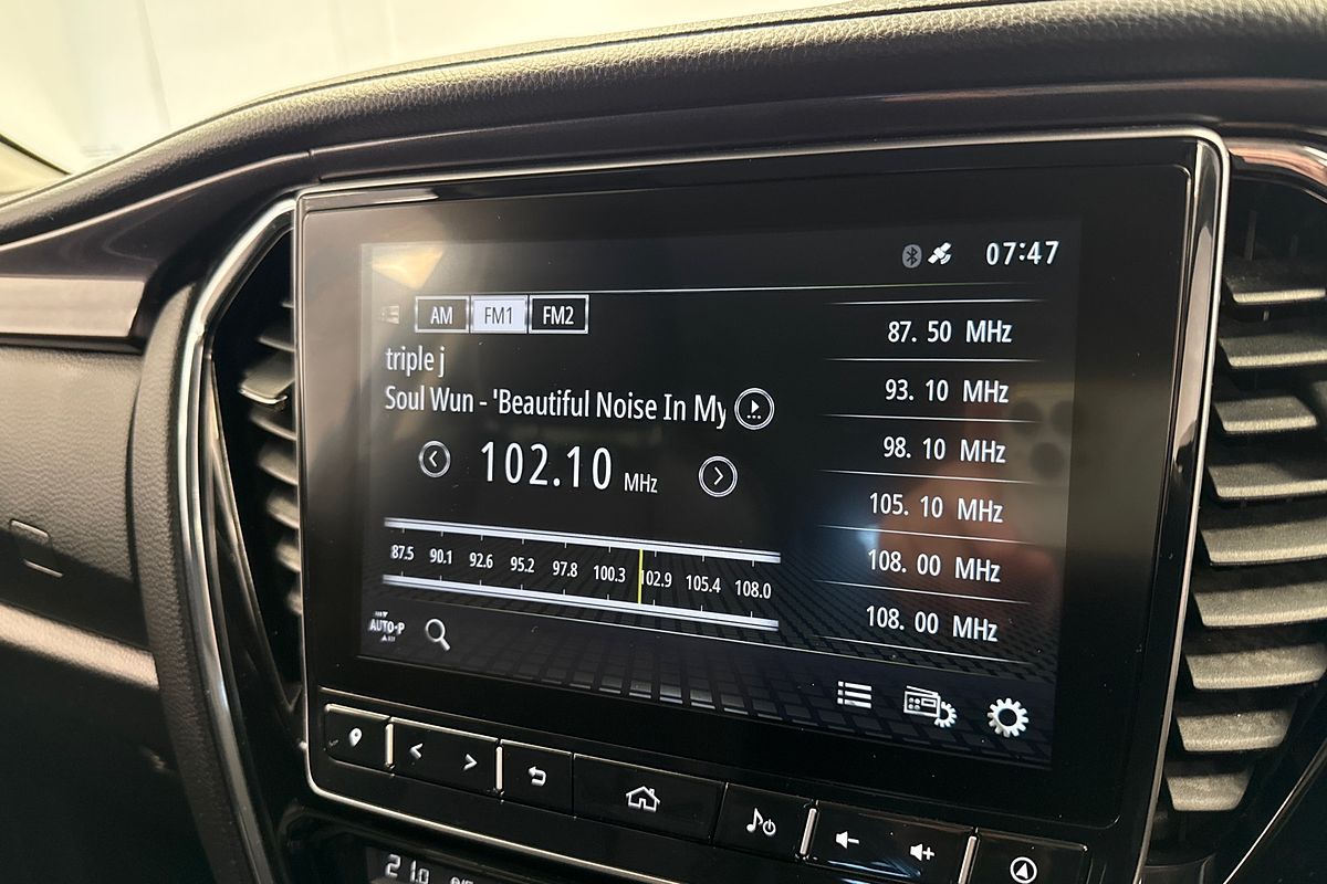 2022 Isuzu MU-X LS-T