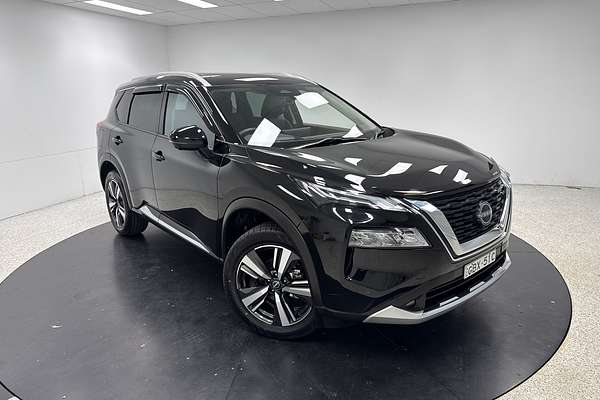 2023 Nissan T33