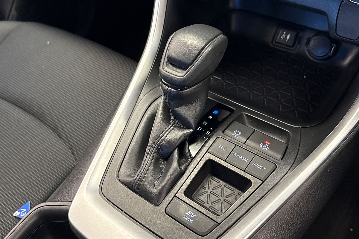 2019 Toyota RAV4 GX AXAH52R