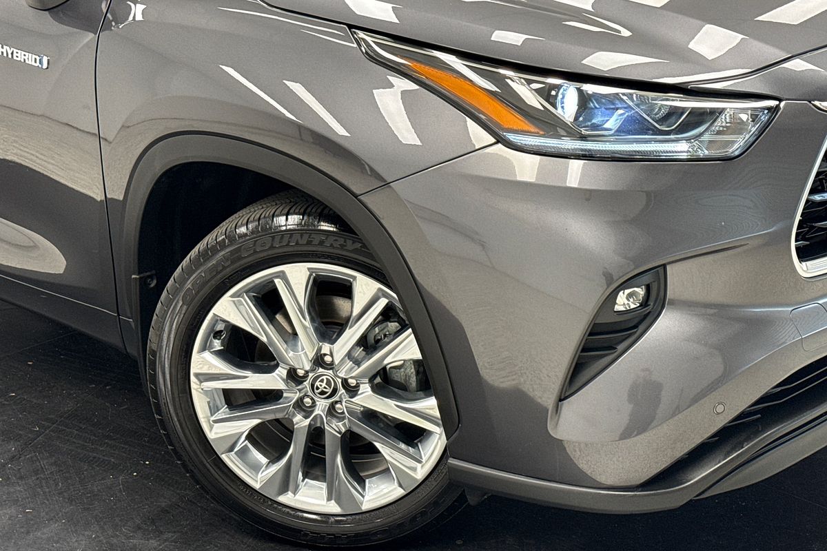 2024 Toyota Kluger Grande AXUH78R