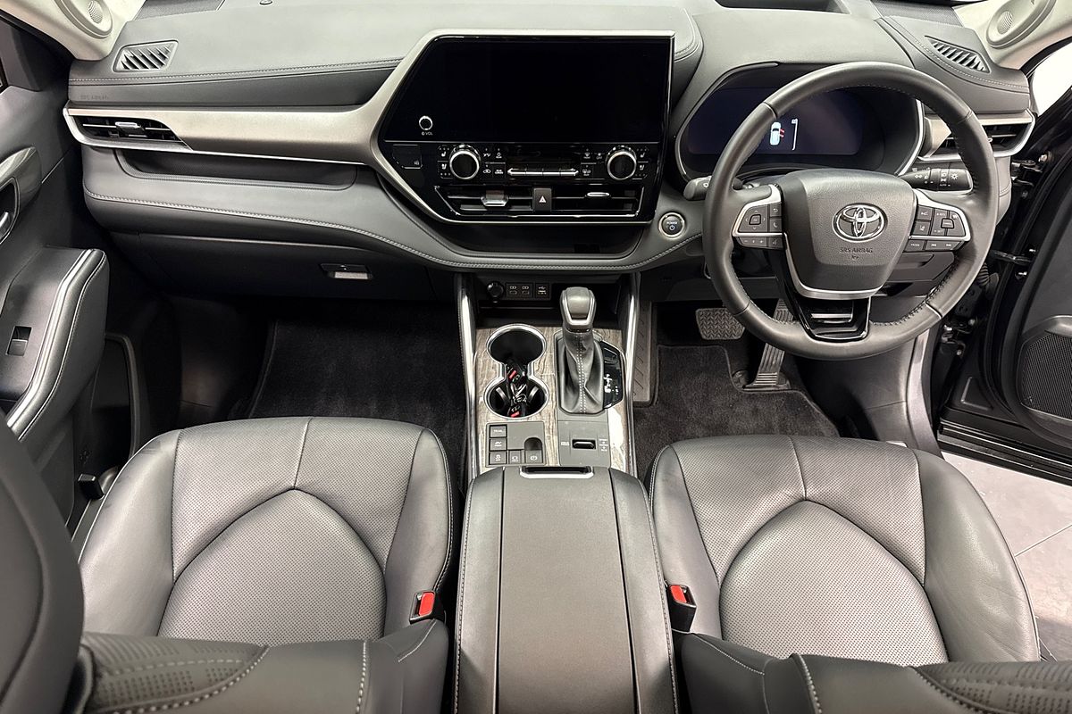 2024 Toyota Kluger Grande AXUH78R