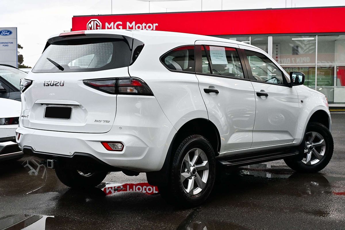 2023 Isuzu MU-X LS-M