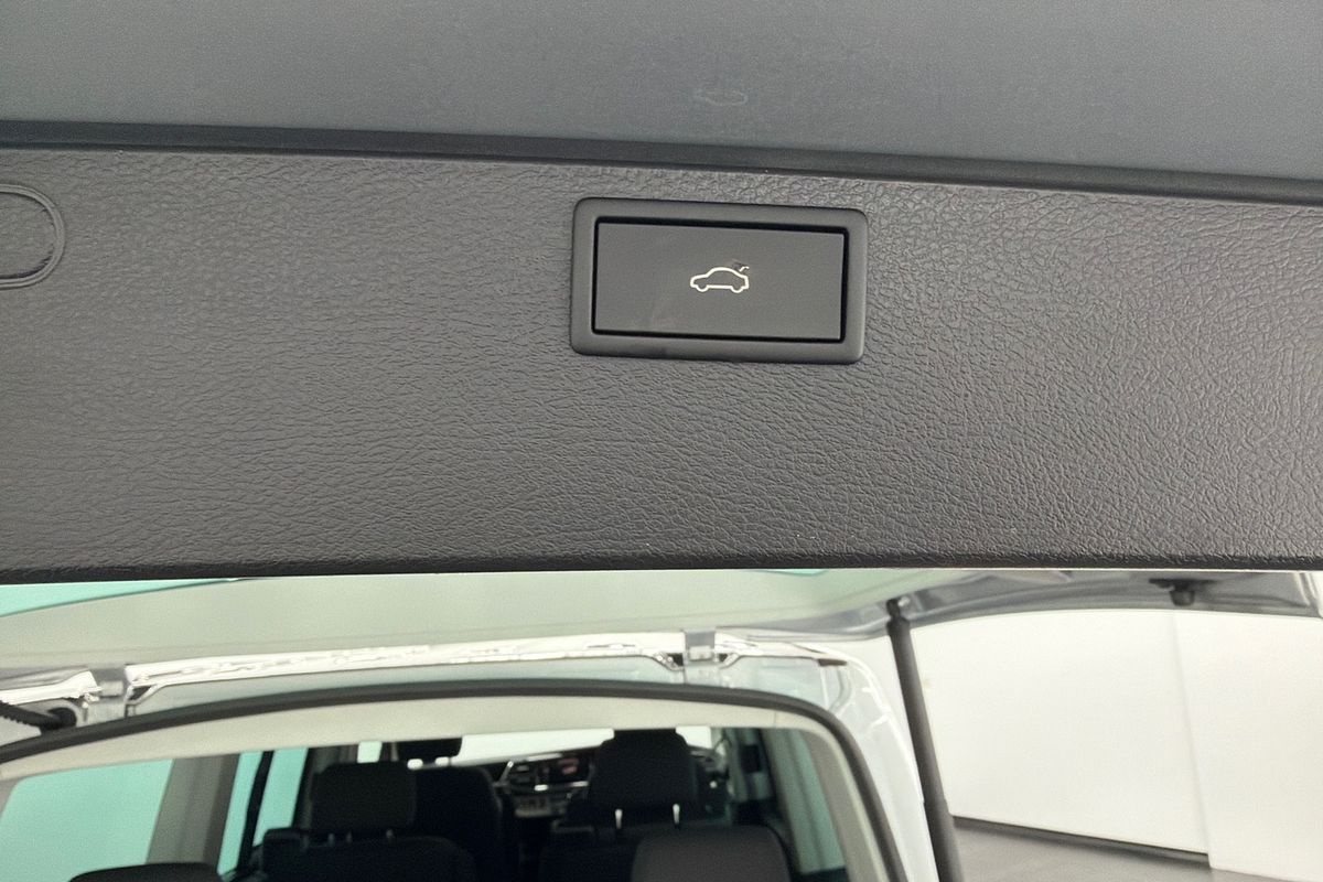 2023 Volkswagen Multivan TDI340 Edition T6.1 SWB
