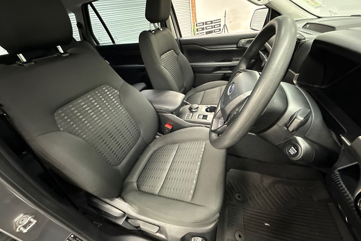 2024 Ford Everest Ambiente 2.0L