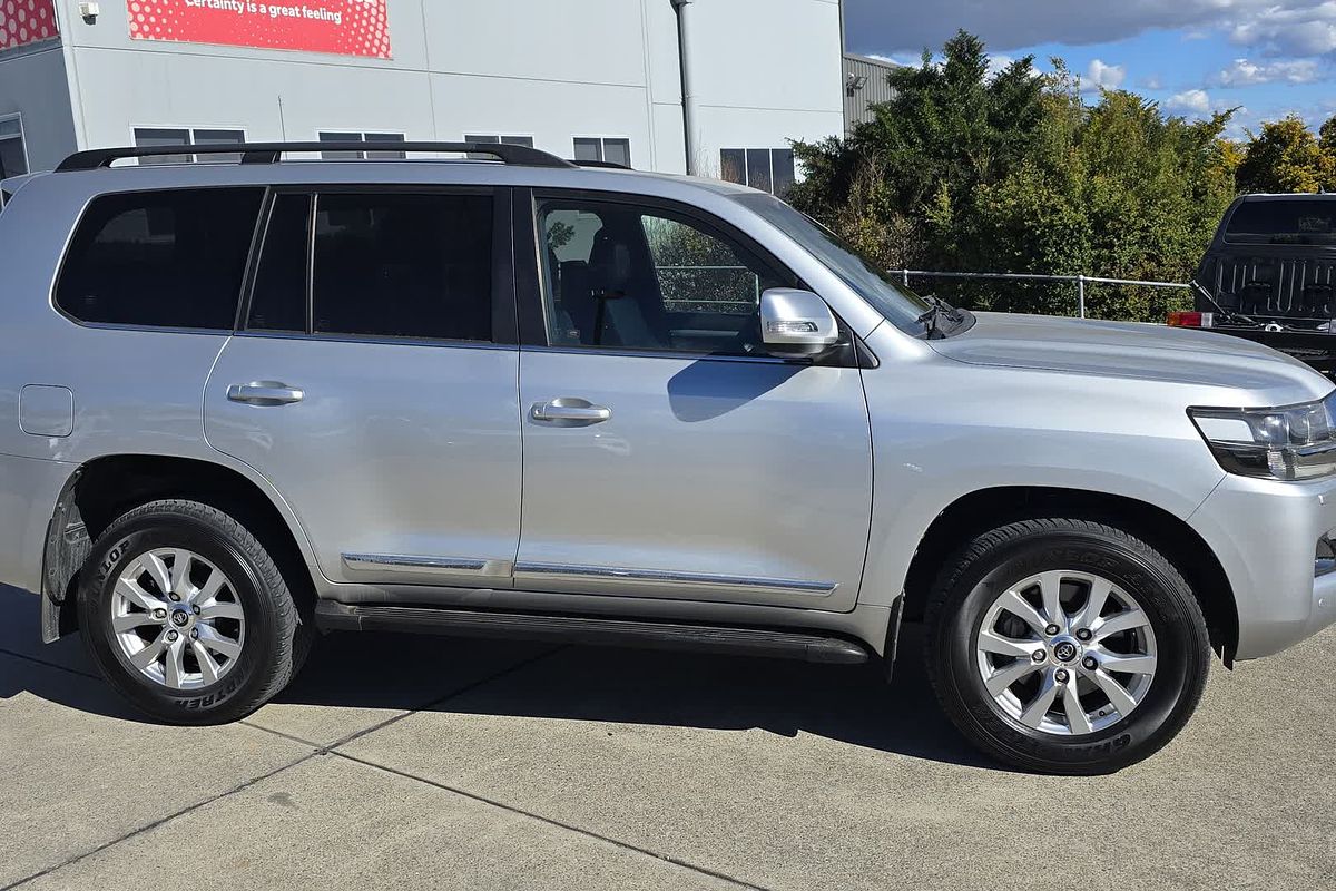 2021 Toyota Landcruiser Sahara VDJ200R