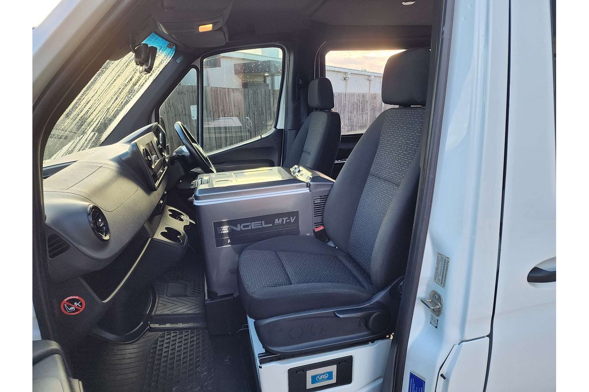 2020 Mercedes-Benz Sprinter 516CDI VS30 MWB Low Roof image 13
