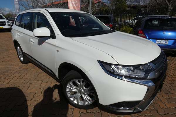 2021 Mitsubishi Outlander ES ZL