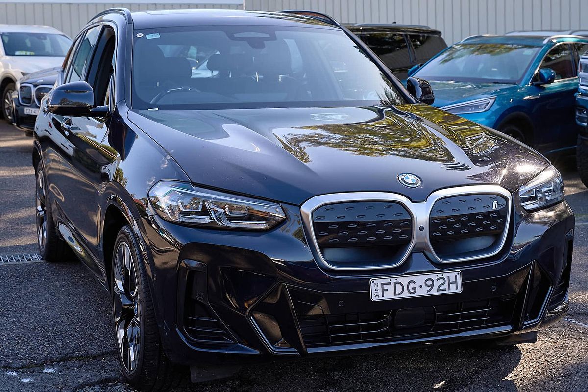 2023 BMW iX3 M Sport G08