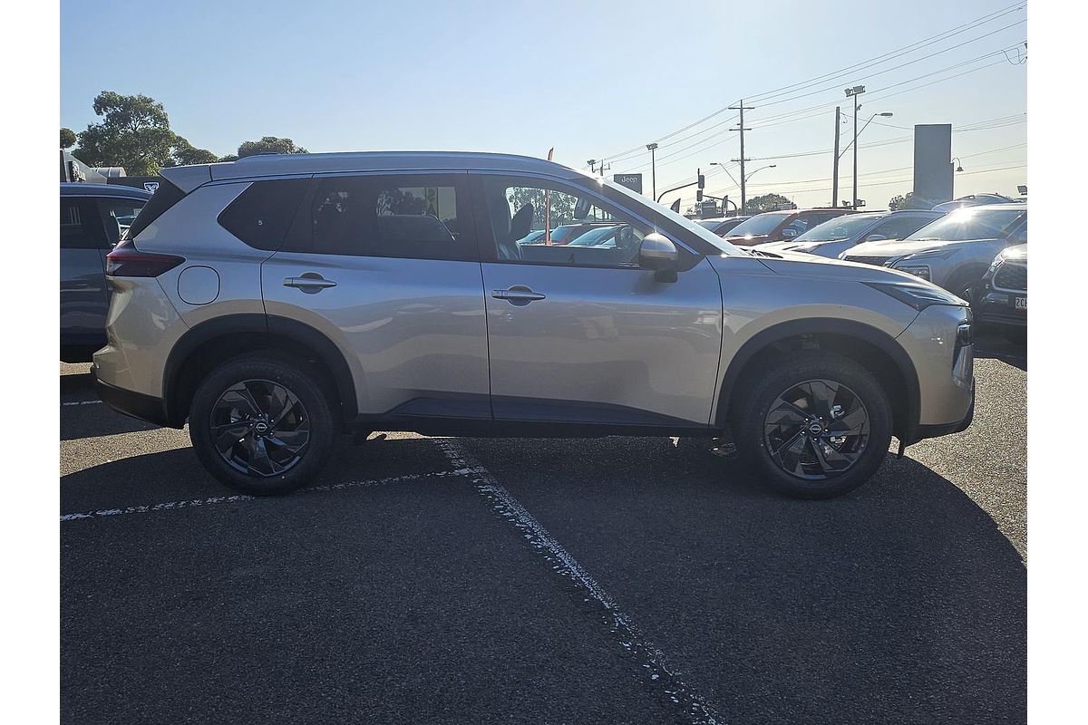 2026 Nissan X-TRAIL ST-L T33