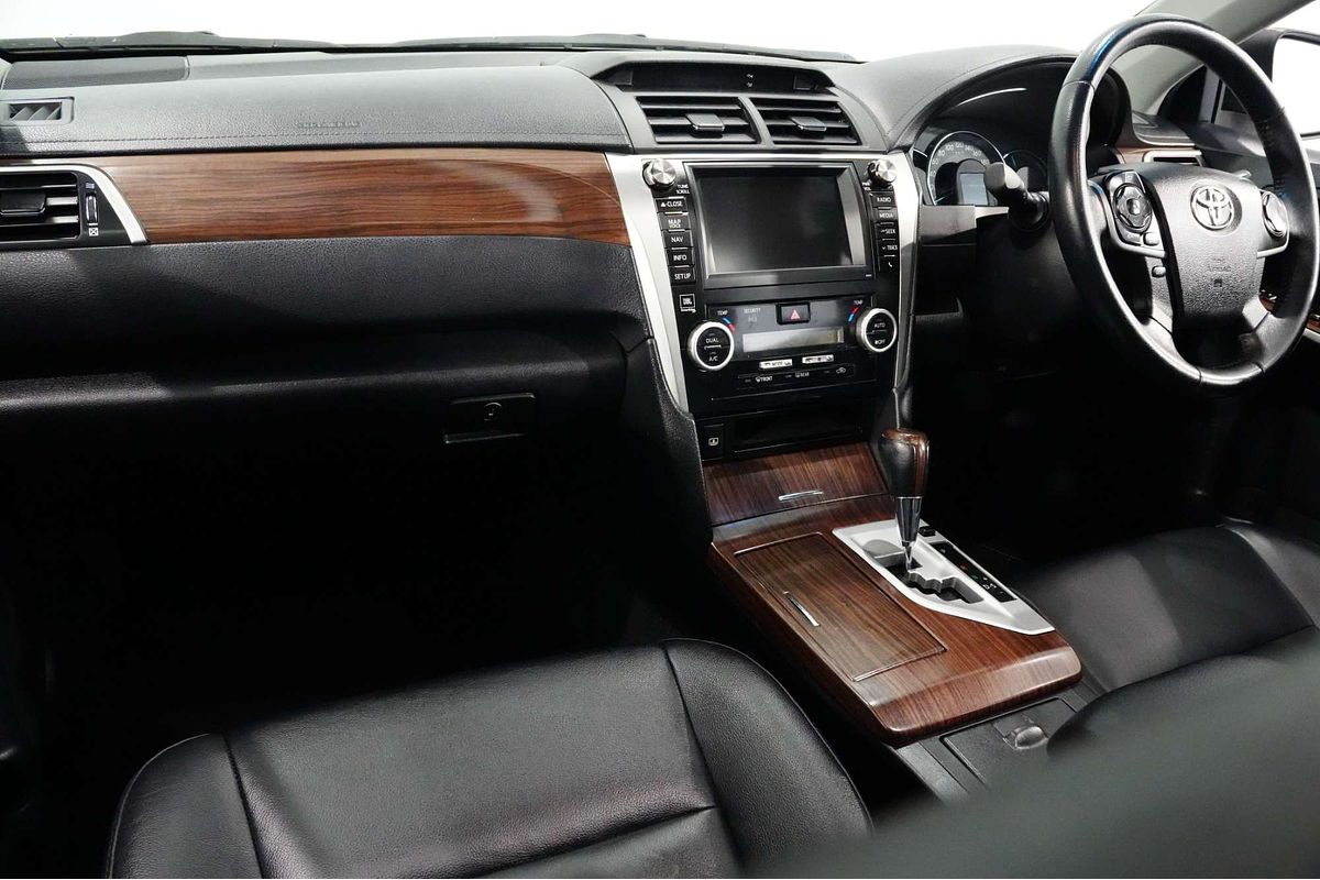 2013 Toyota Aurion Presara GSV50R