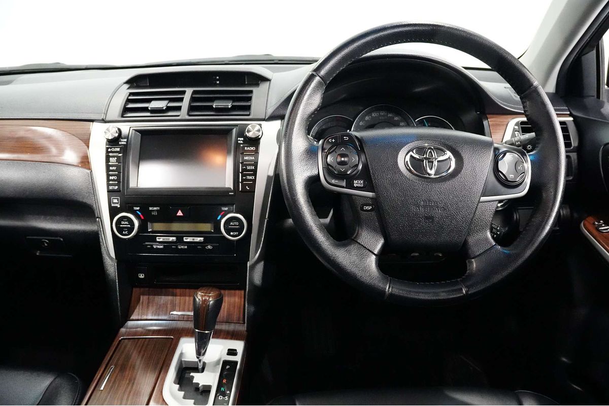2013 Toyota Aurion Presara GSV50R
