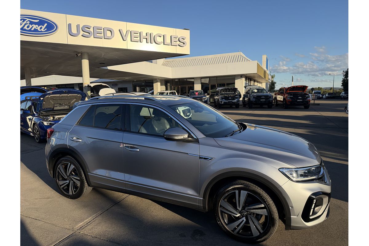 2023 Volkswagen T-Roc 140TSI R-Line D11