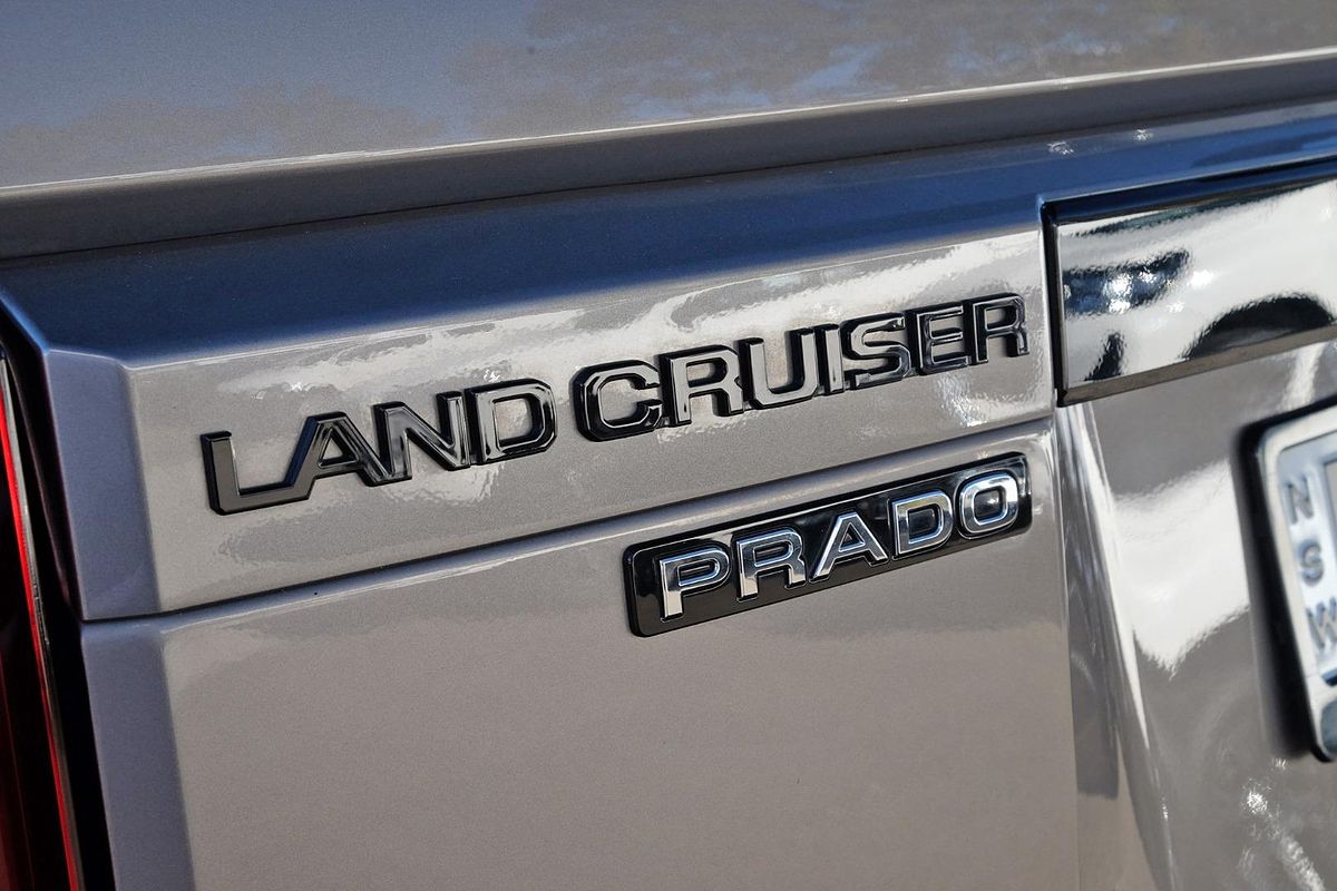2025 Toyota Landcruiser Prado VX GDJ251R
