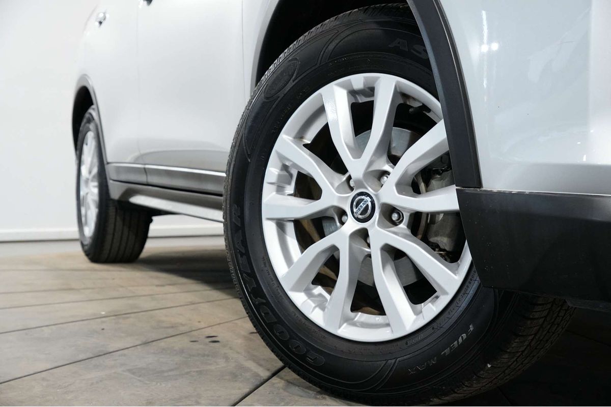 2022 Nissan X-TRAIL ST T32