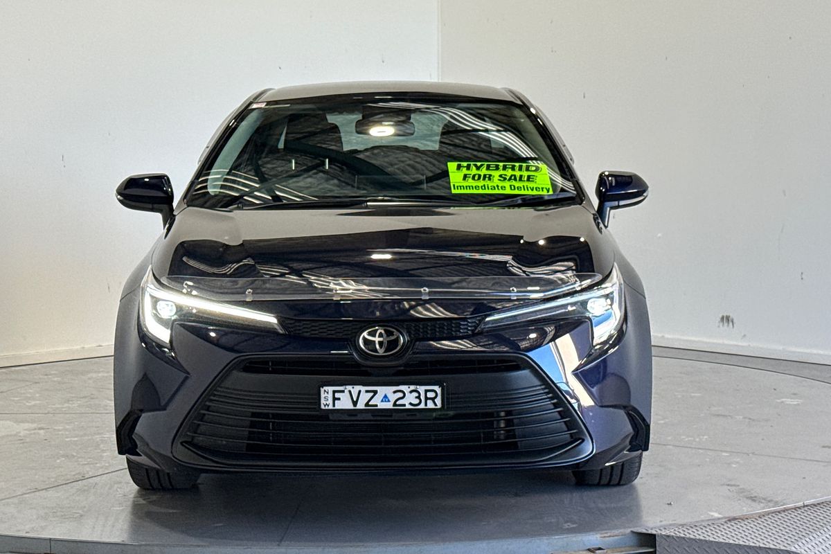 2025 Toyota Corolla Ascent Sport Hybrid ZWE219R