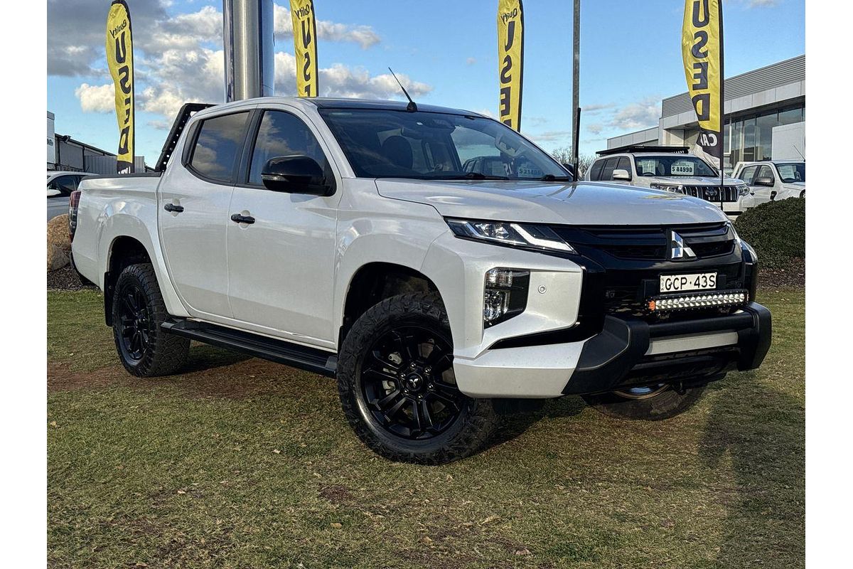 2021 Mitsubishi Triton GSR MR 4X4