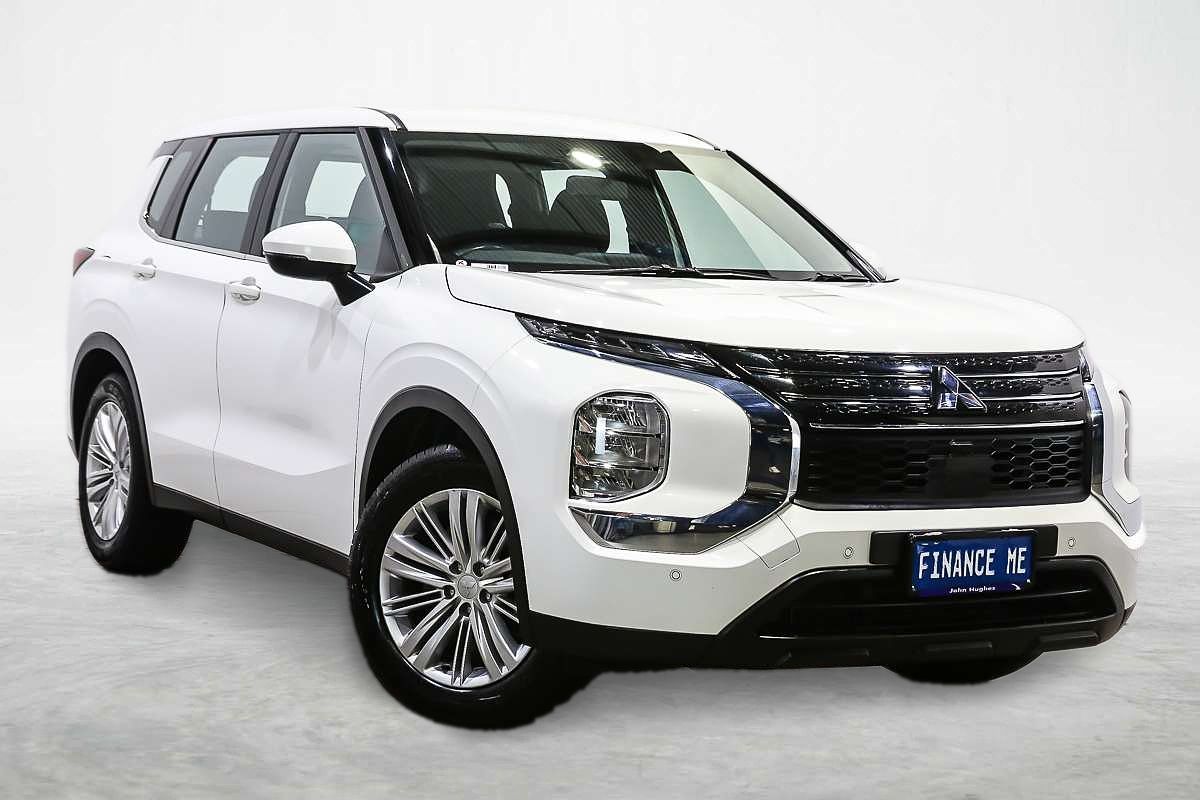 2024 Mitsubishi Outlander ES ZM