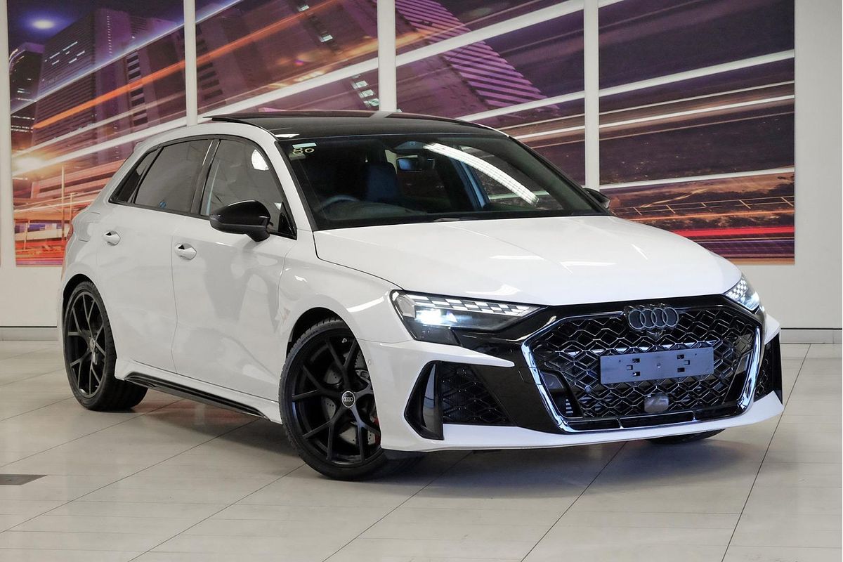 2025 Audi RS3 GY