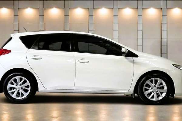 2012 Toyota Corolla Ascent Sport ZRE182R