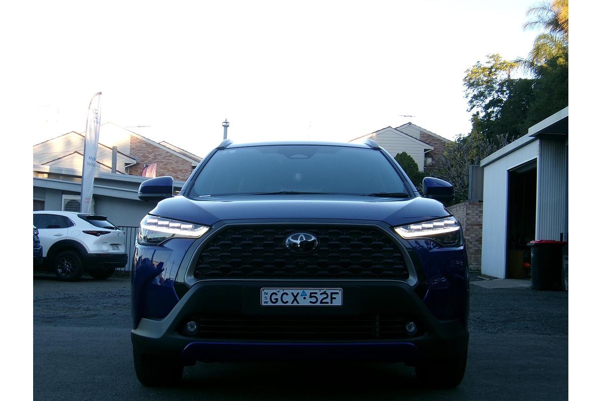 2024 Toyota Corolla Cross GXL MXGH10R