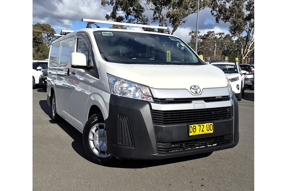 2021 Toyota HiAce