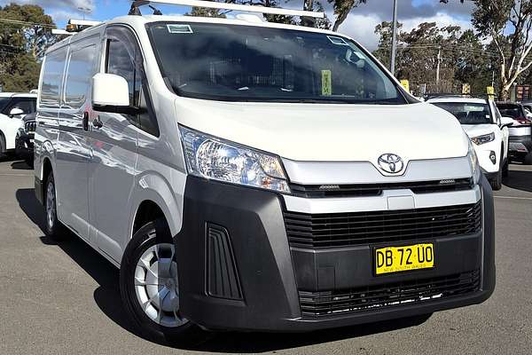 2021 Toyota HiAce