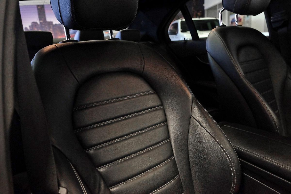2019 Mercedes-Benz C-Class C43 AMG W205 image 17