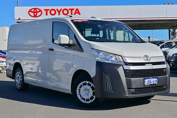 2022 Toyota Hiace GDH300R LWB
