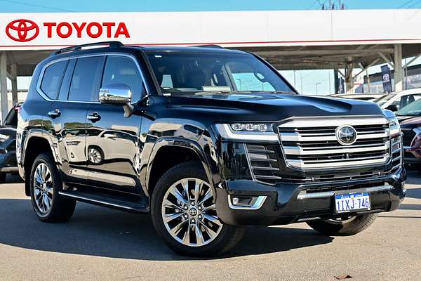2023 Toyota Landcruiser Sahara ZX FJA300R