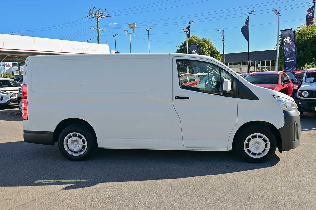 2022 Toyota Hiace GDH300R LWB