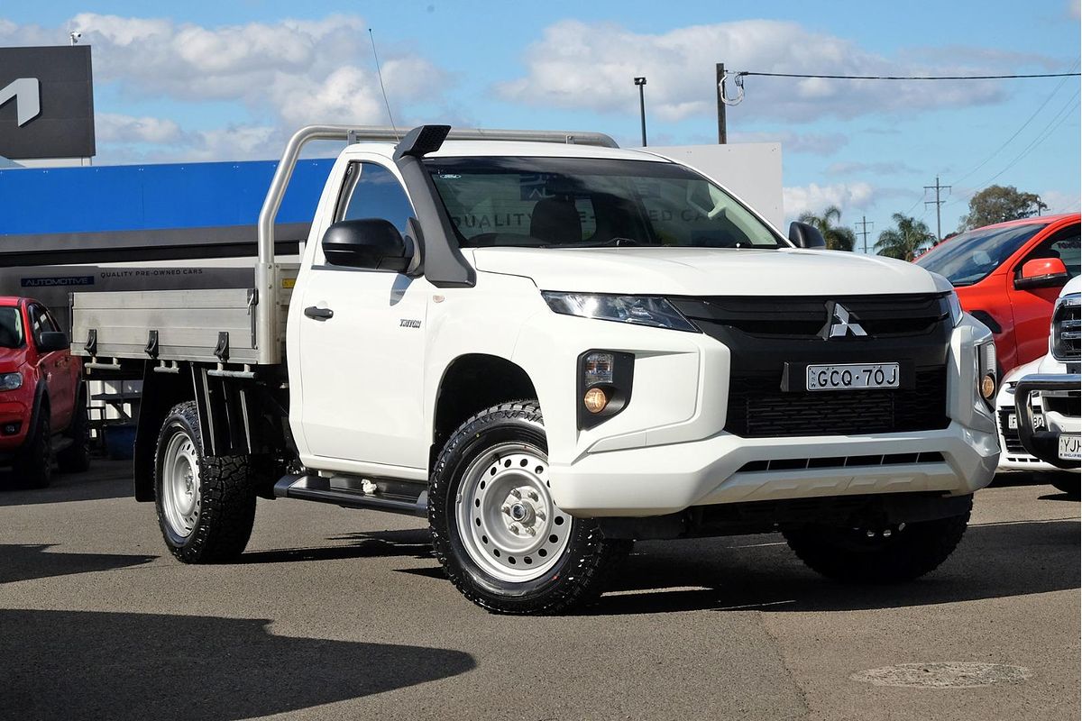 2023 Mitsubishi Triton GLX MR 4X4
