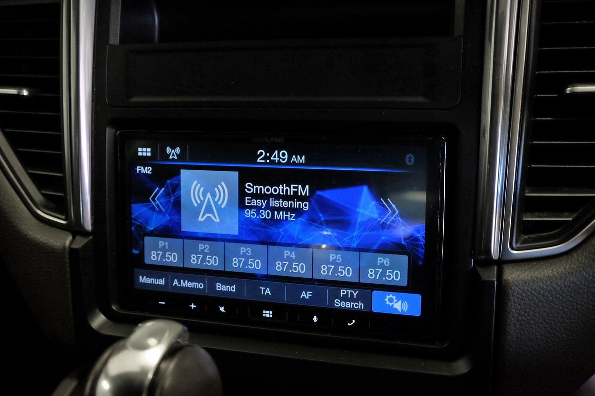 2015 Porsche Macan S Diesel 95B image 16