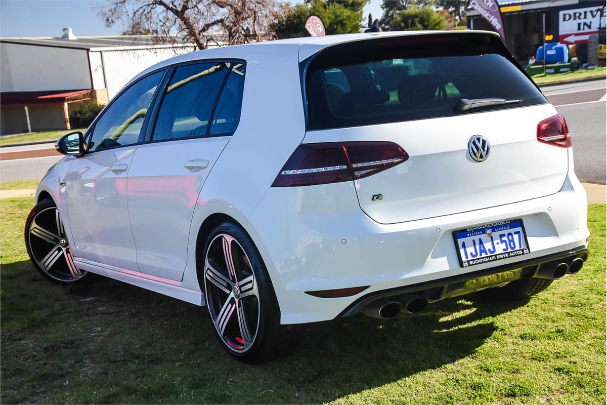 2014 Volkswagen Golf R 7