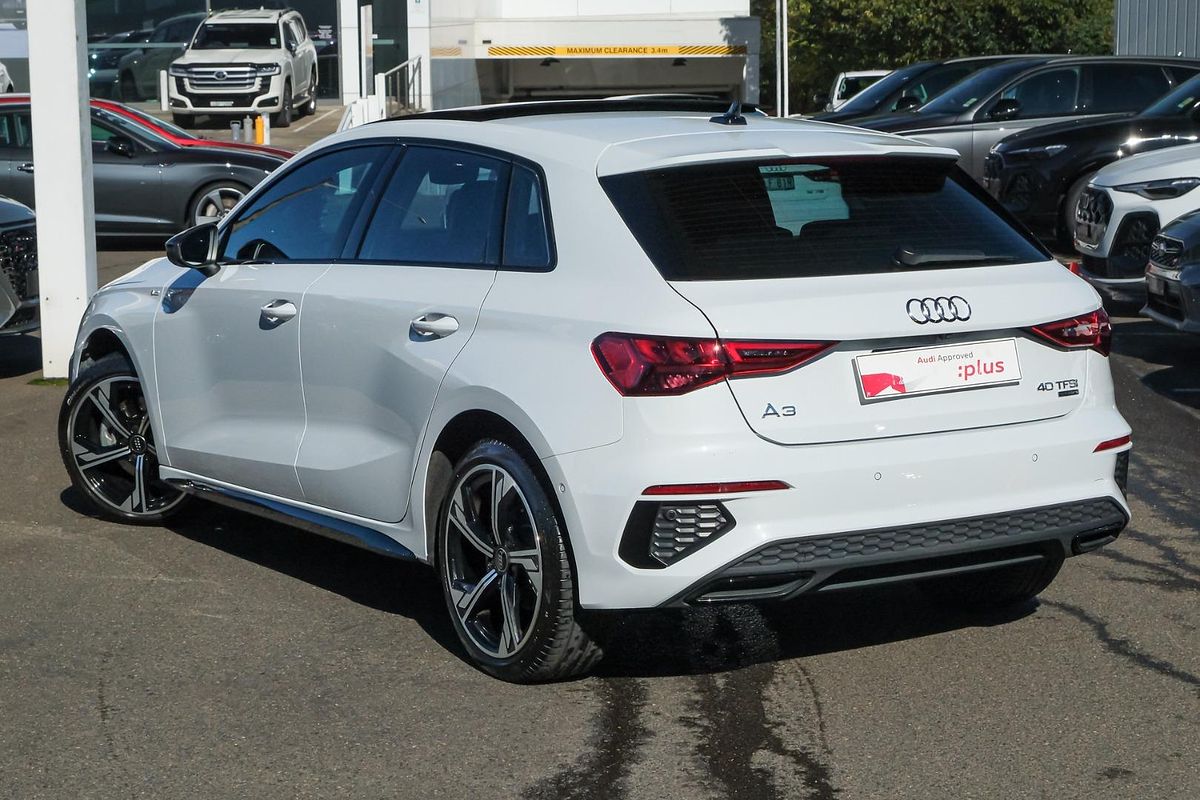 2023 Audi A3 40 TFSI S line GY