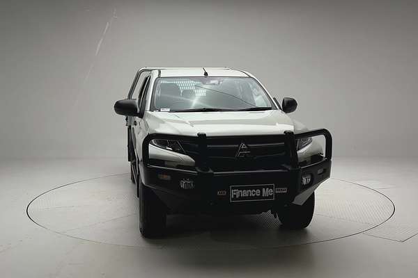 2024 Mitsubishi Triton GLX MR 4X4 thumb-4