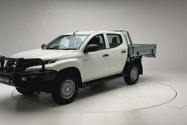 2024 Mitsubishi Triton GLX MR 4X4 thumb-5