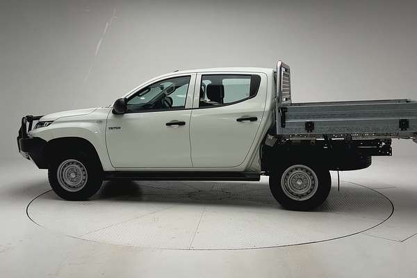 2024 Mitsubishi Triton GLX MR 4X4 thumb-7