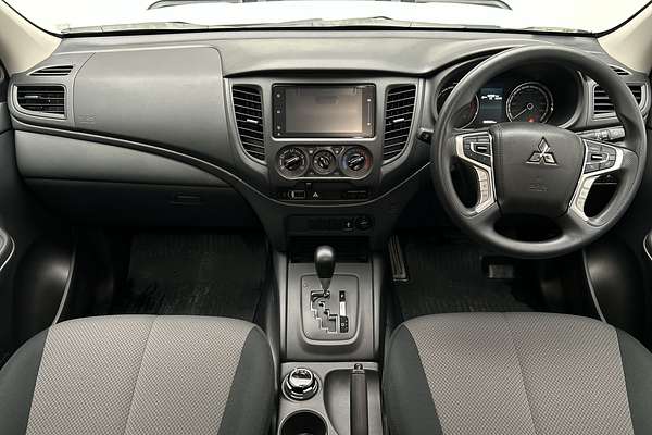 2024 Mitsubishi Triton GLX MR 4X4 thumb-18