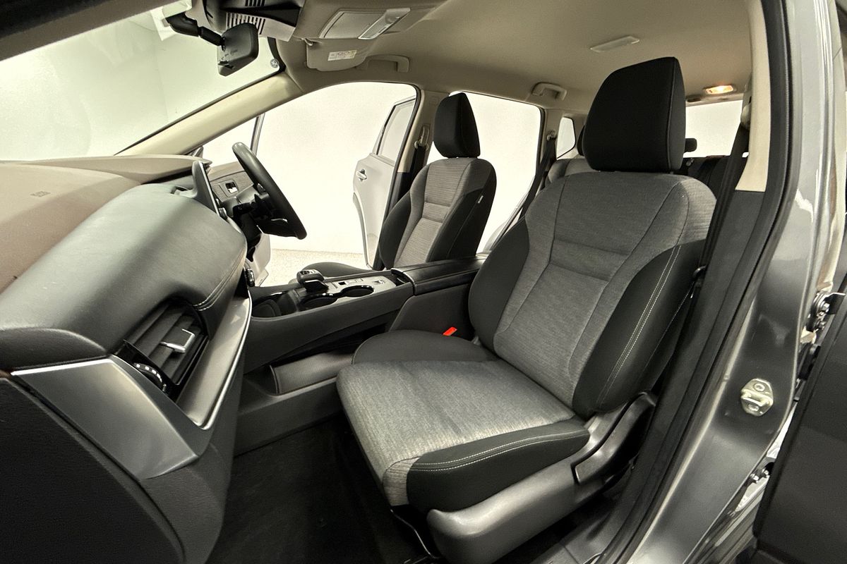 2023 Nissan X-TRAIL ST T33